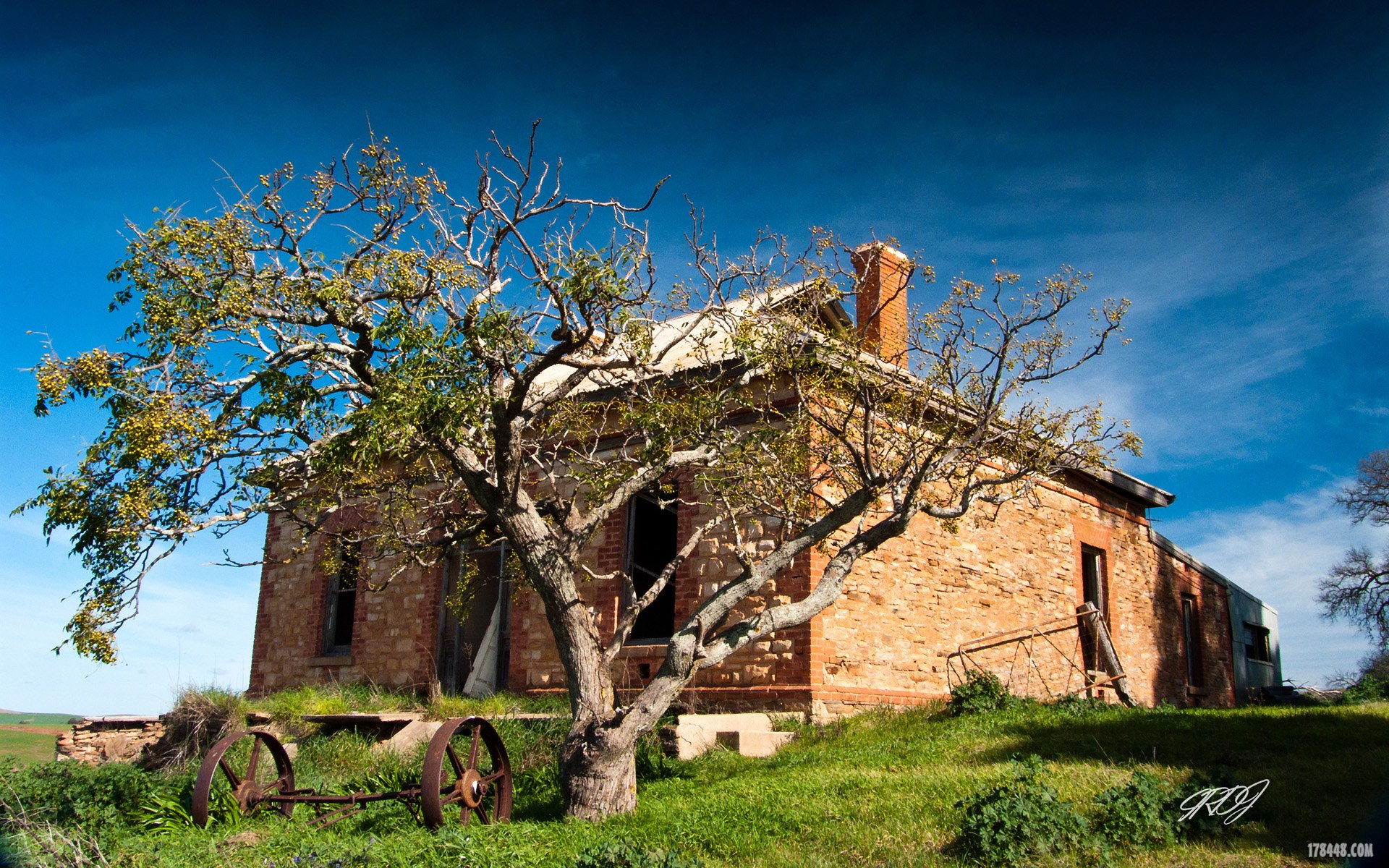 2_ianrdjohnson_derelicthomesteadgoydersouthaustralia.jpg