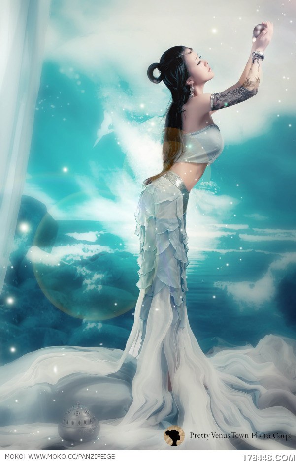 美女出浴13.jpg