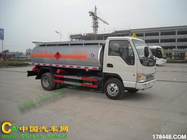 大力牌DLQ5070GJYH3加油车.jpg